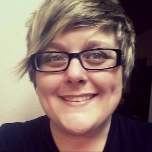 Meet your Posher, Lindsey